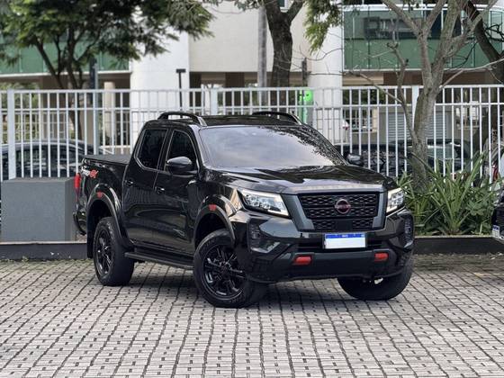 NISSAN FRONTIER 2.3 16V TURBO DIESEL PRO4X CD 4X4 AUTOMÁTICO